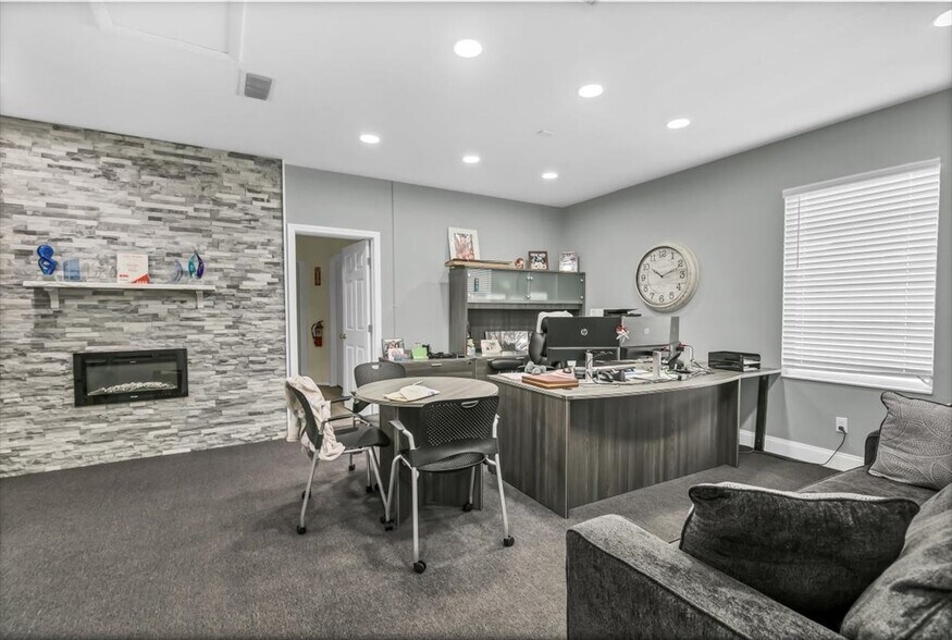 More Photos Of 12800 Indian Rocks Rd, Largo Office Residential For Sale