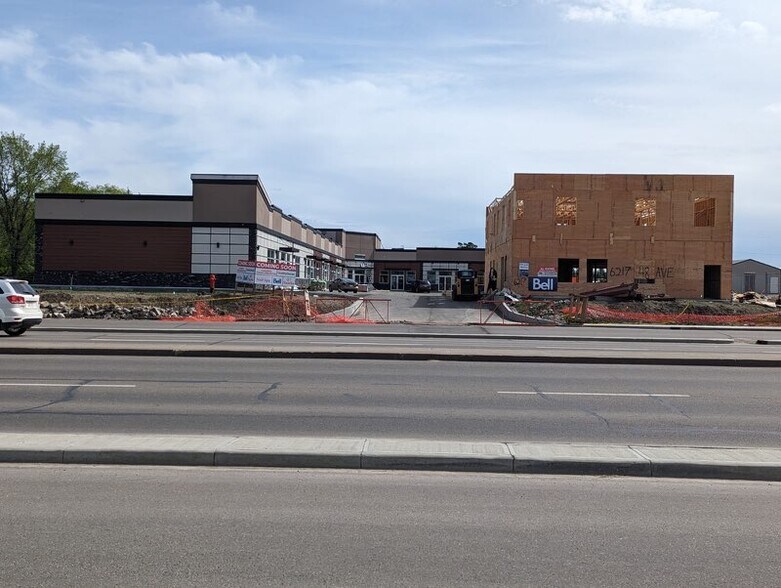 More Photos Of 6217 48A Av, Camrose Storefront For Lease