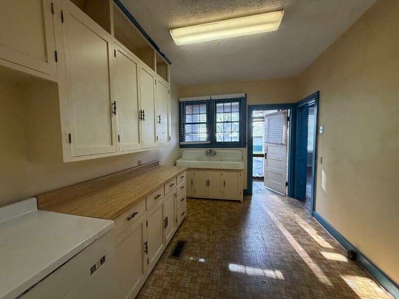 More Photos Of 208 Durden St, Vidalia Office Residential For Sale