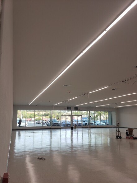 More Photos Of 415 Grass Valley Hwy, Auburn Freestanding For Lease