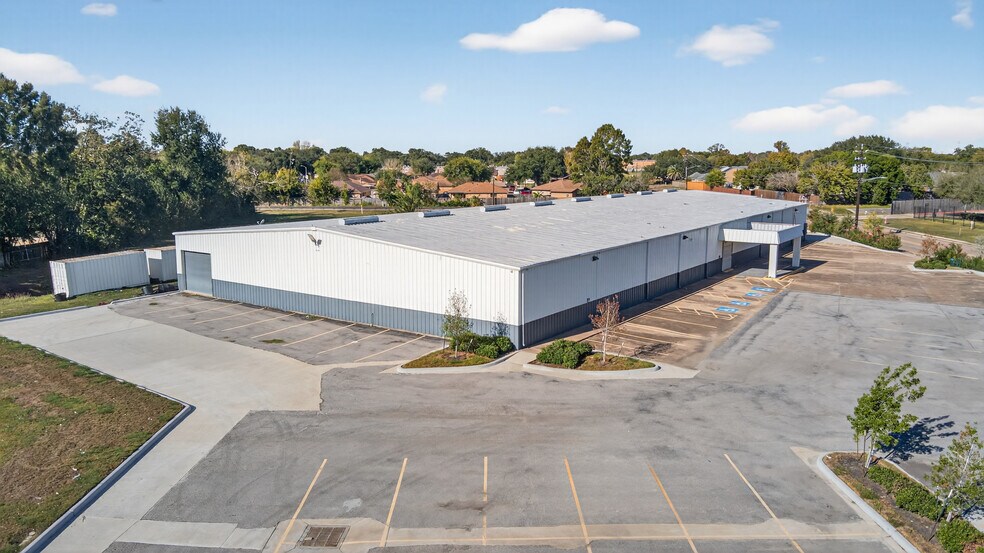 More Photos Of 2606 Cherry Brook Ln, Pasadena Warehouse For Sale