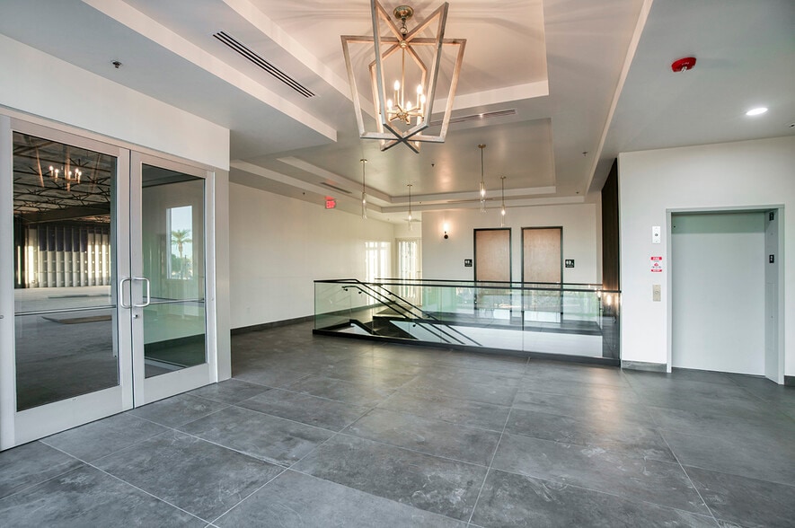 More Photos Of 13980 W Avalon Dr, Goodyear Medical For Lease