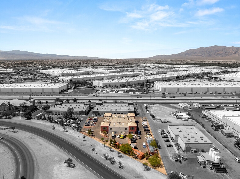 More Photos Of 4570 Donovan Way, North Las Vegas Light Distribution For Sale