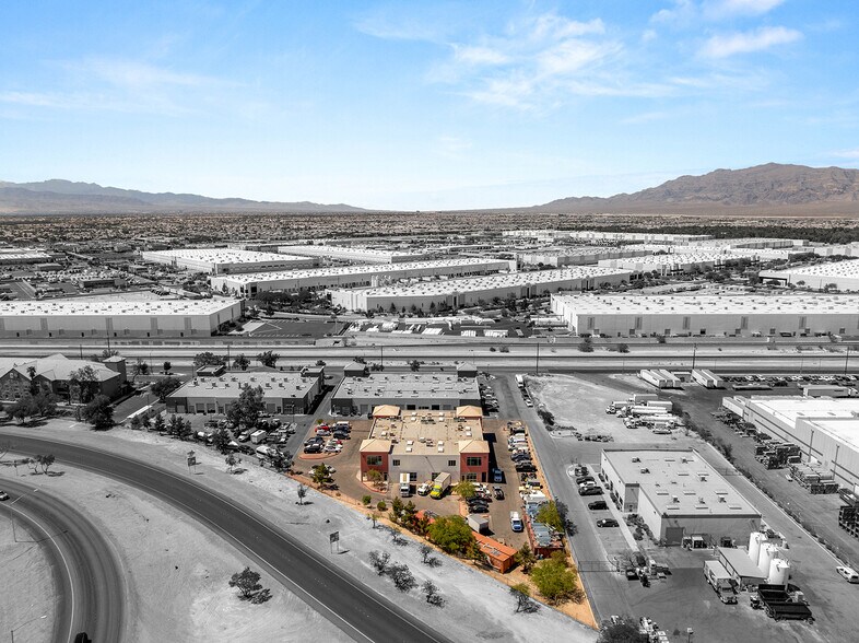 More Photos Of 4570 Donovan Way, North Las Vegas Light Distribution For Sale