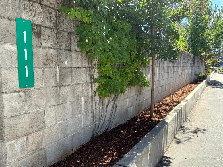 More Photos Of 111 Margaret Ln, Grass Valley Office For Sale