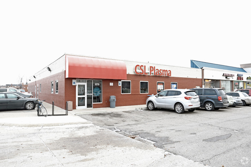 Primary Photo Of 13770 W 9 Mile Rd, Oak Park Freestanding For Lease