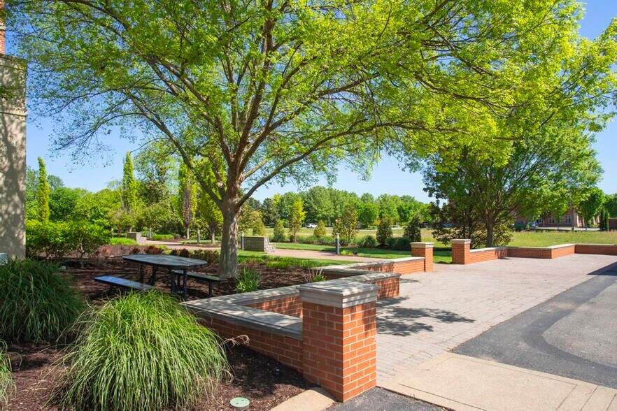 More Photos Of 1639 Medical Center Pky, Murfreesboro Office For Sale