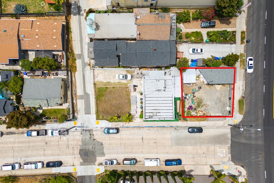 More Photos Of 2693 Market St, San Diego Freestanding For Sale
