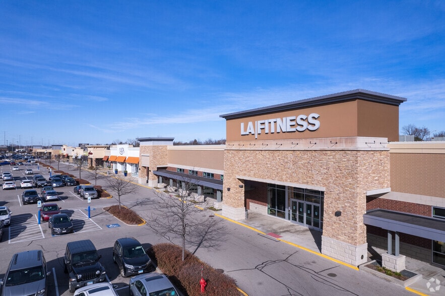 More Photos Of 113-295 Skokie Valley Rd, Highland Park Unknown For Lease