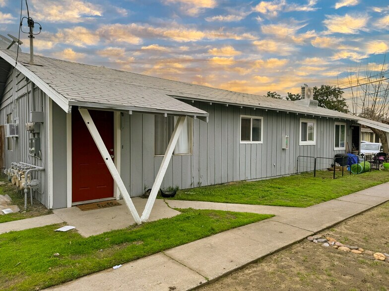 More Photos Of 6860 Walnut Ave, Winton Apartments For Sale