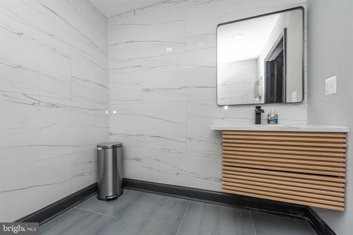 More Photos Of 8330 Pulaski Hwy, Rosedale Office Residential For Lease