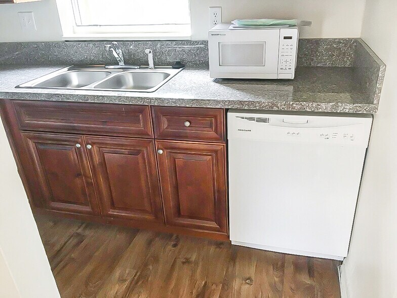 More Photos Of 4103 Riverside Dr, Coral Springs Apartments For Sale