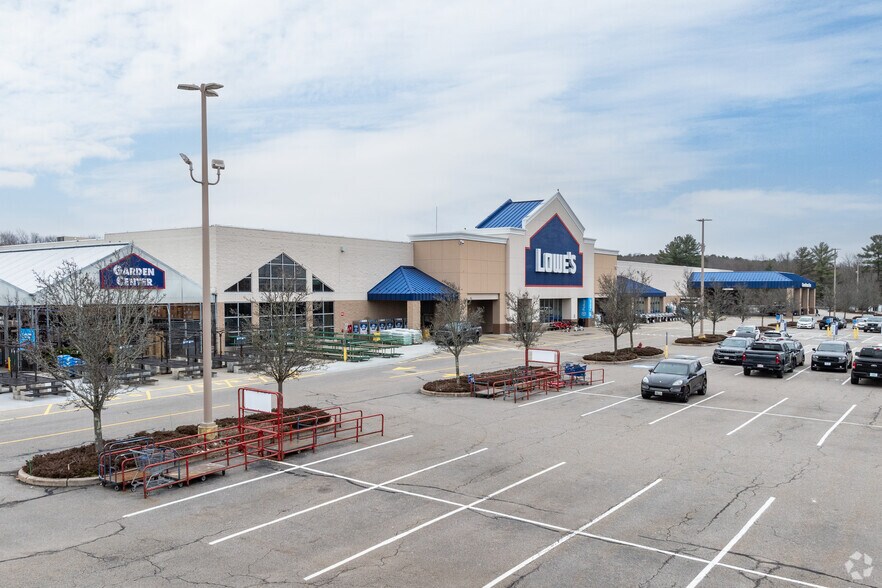 More Photos Of 1300-1500 S Washington St, North Attleboro Unknown For Lease