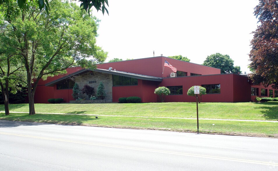 More Photos Of 2200 E Genesee St, Syracuse Medical For Lease