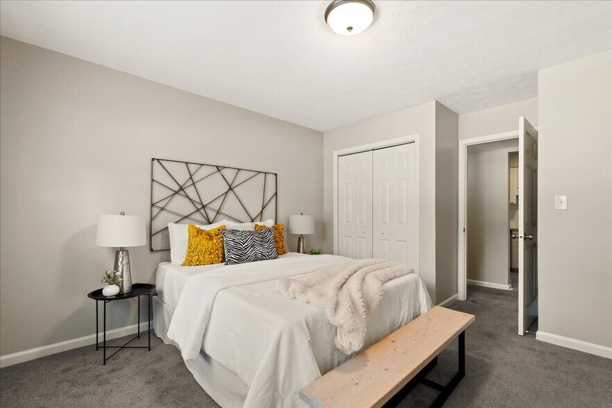 More Photos Of 1701 Hawthorne Ave, College Park Apartments For Sale