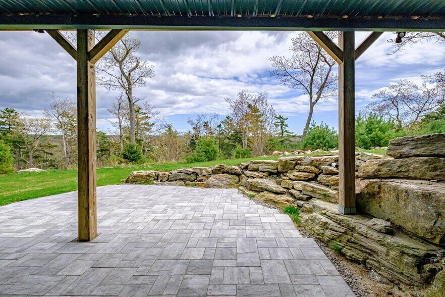 More Photos Of 232 Mountain Rd, West Bath Specialty For Sale