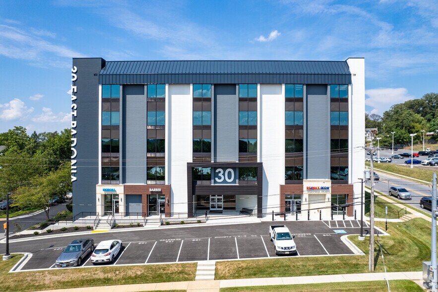 More Photos Of 30 E Padonia Rd, Timonium Medical For Lease