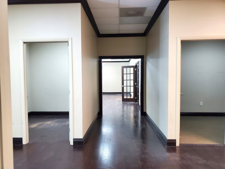 More Photos Of 601 N Congress Ave, Delray Beach Showroom For Sale