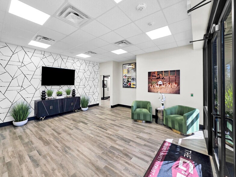 More Photos Of 3410 I-10 W, Orange Office For Sale