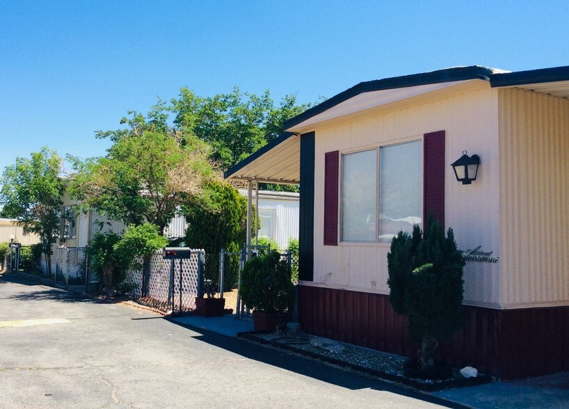 More Photos Of 1599 N Norma St, Ridgecrest Manufactured Housing Mobile Home Park For Sale
