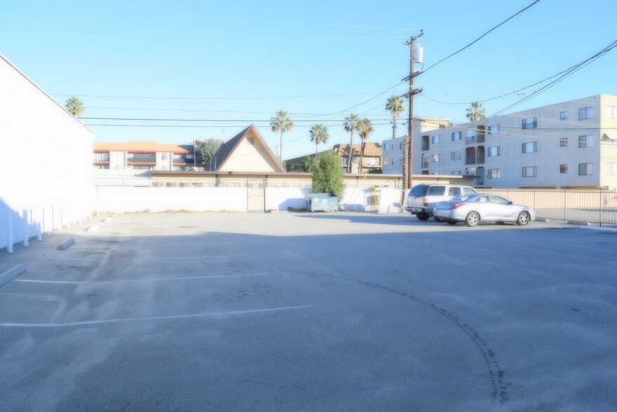 More Photos Of 3530 Long Beach Blvd, Long Beach Office For Lease