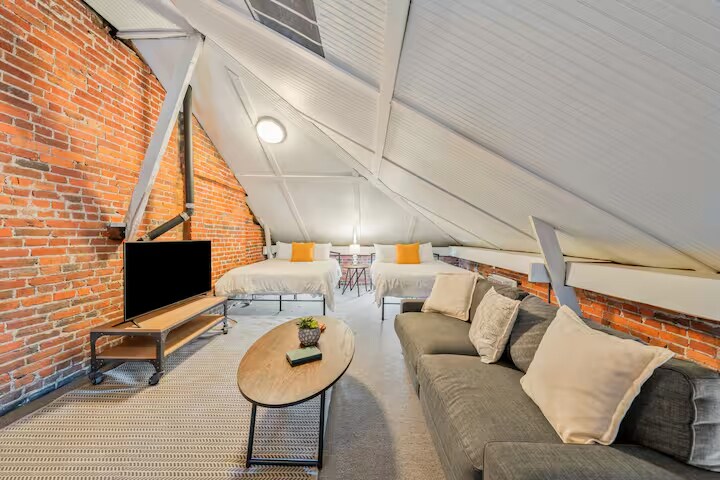 More Photos Of 507 S 4th St, Columbus Multifamily For Sale
