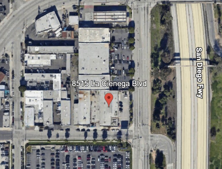 More Photos Of 8515 S La Cienega Blvd, Inglewood Warehouse For Lease
