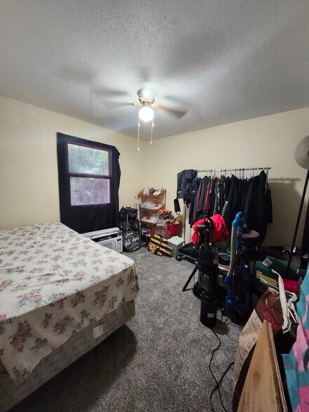 More Photos Of 204 3rd St SW, Rake Apartments For Sale