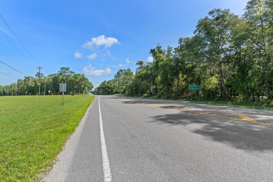 More Photos Of 14100 N Highway 19, Salt Springs Storefront Retail Office For Lease