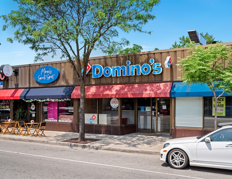 More Photos Of 5400-5406 W Devon Ave, Chicago Storefront Retail Office For Lease