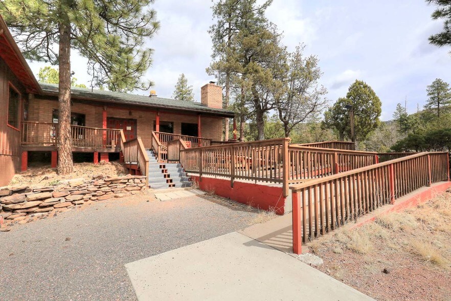 More Photos Of 7783 W Ralls Dr, Strawberry Restaurant For Sale