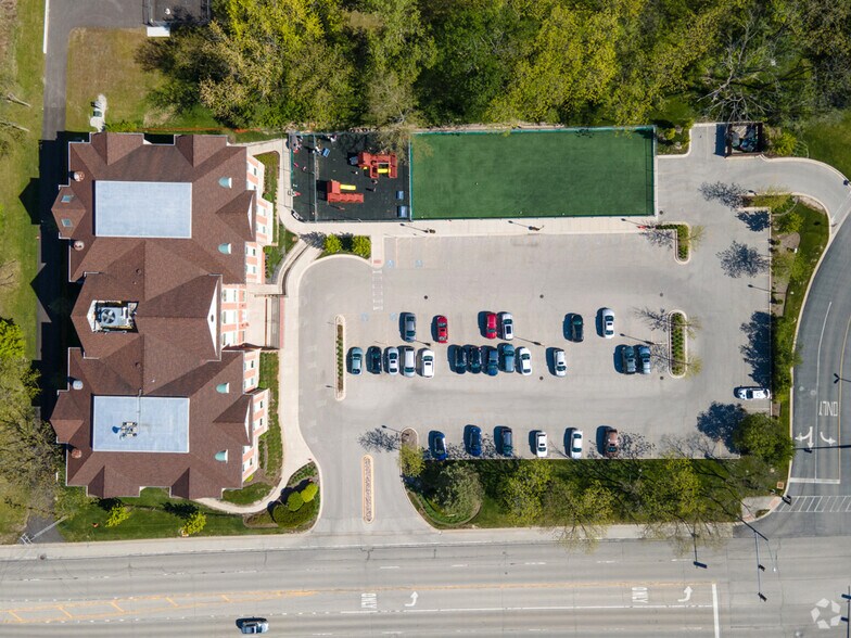 More Photos Of 1111 E Warrenville Rd, Naperville Office For Lease