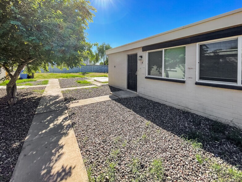 Primary Photo Of 1925 W Village Dr, Phoenix Multifamily For Sale