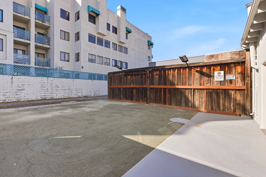 More Photos Of 869 Woodside Way, San Mateo Storefront Retail Office For Lease