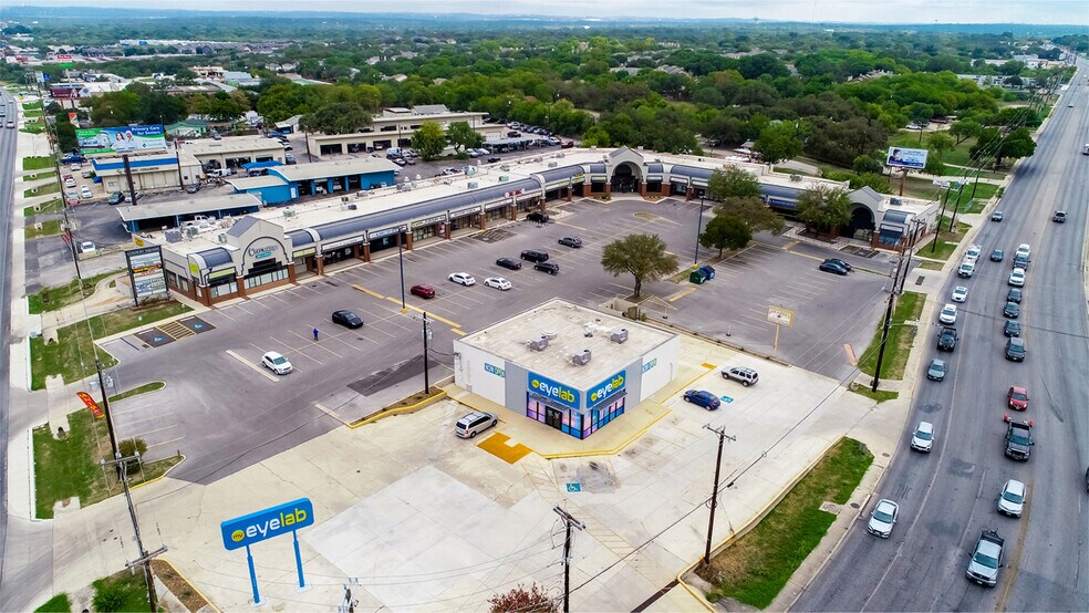 More Photos Of 7530 Bandera Rd, San Antonio Storefront For Lease