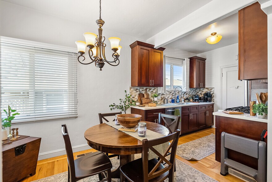 More Photos Of 1217 Capuchino Ave, Burlingame Apartments For Sale