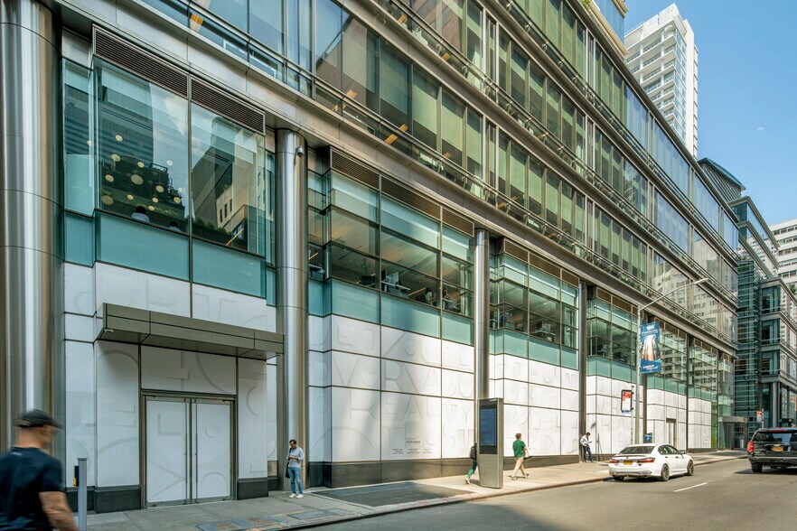 More Photos Of 731 Lexington Ave, New York Office For Lease