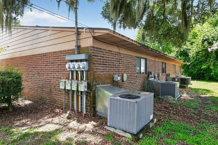 More Photos Of 18580 NW 234th St, High Springs Apartments For Sale