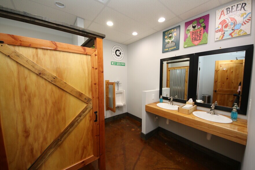 More Photos Of 2118 Bruce Ave, Louisville Restaurant For Sale