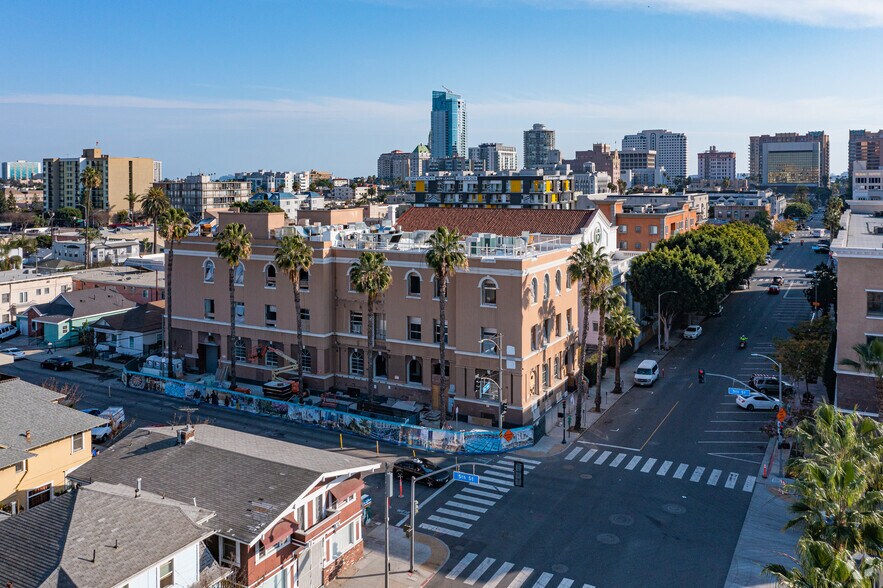 More Photos Of 456 Elm Ave, Long Beach Restaurant For Sale