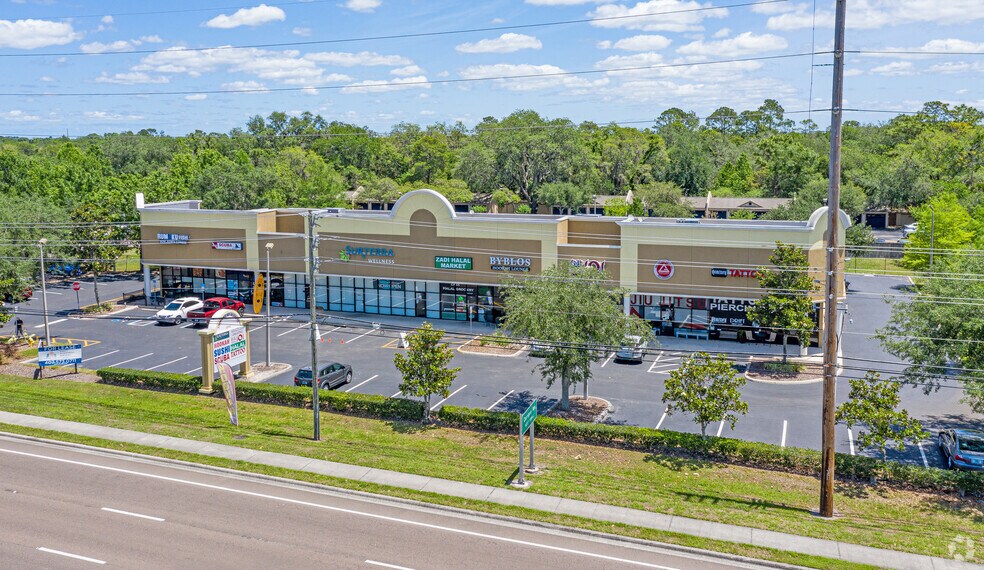 More Photos Of 3050 Alafaya Trl, Oviedo Freestanding For Lease