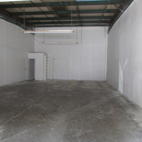 More Photos Of 605 Industrial Park Dr, Newport News Warehouse For Lease