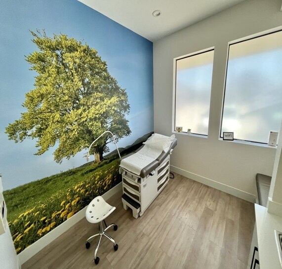 More Photos Of 13052 Dallas Pky, Frisco Medical For Sale