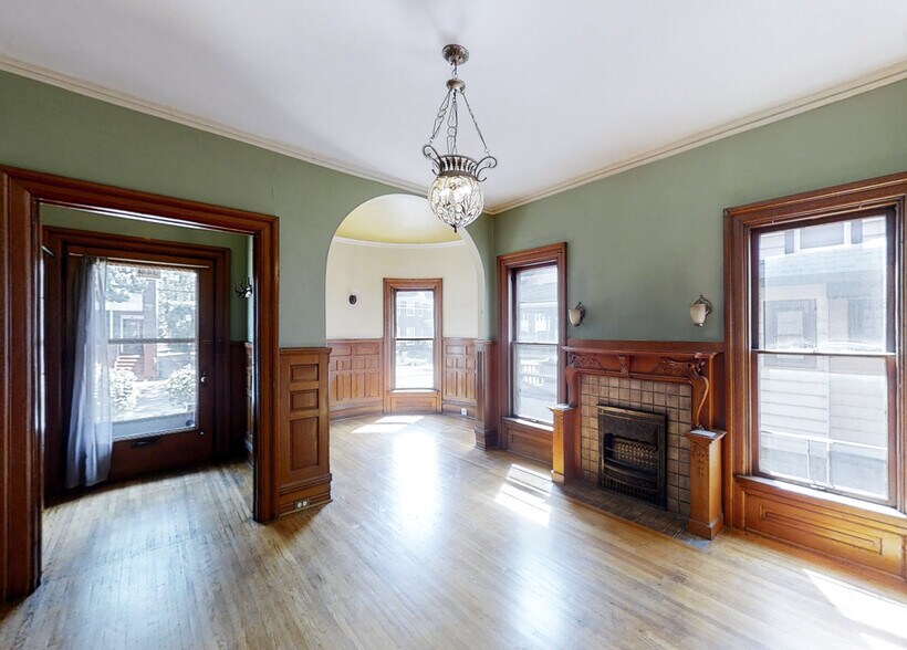 More Photos Of 342-344 W 9th St, Erie Apartments For Sale