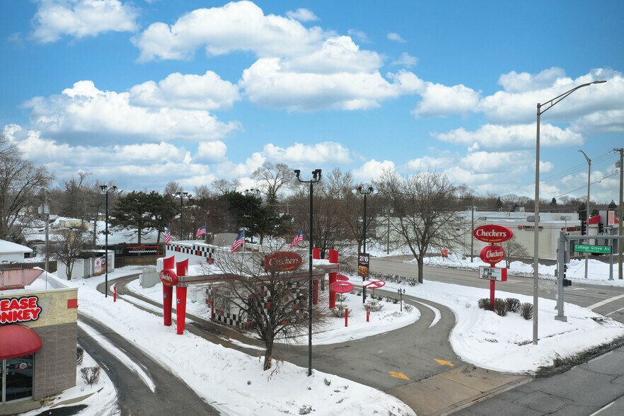 More Photos Of 730 E 162nd St, South Holland Fast Food For Sale