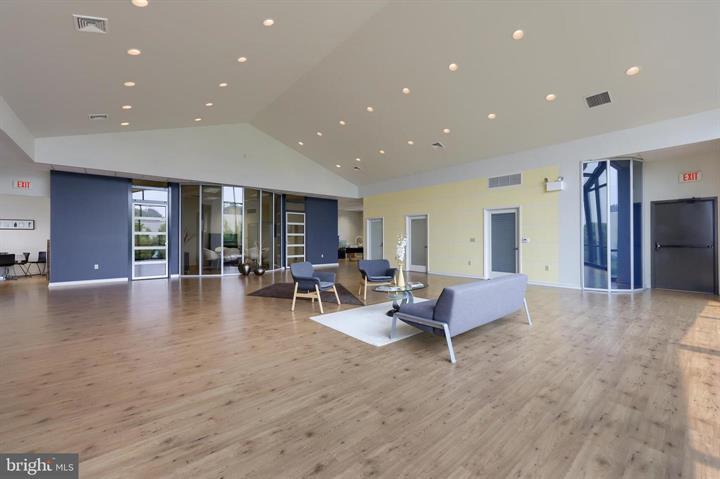 More Photos Of 206 W Kendig Rd, Willow Street Warehouse For Sale
