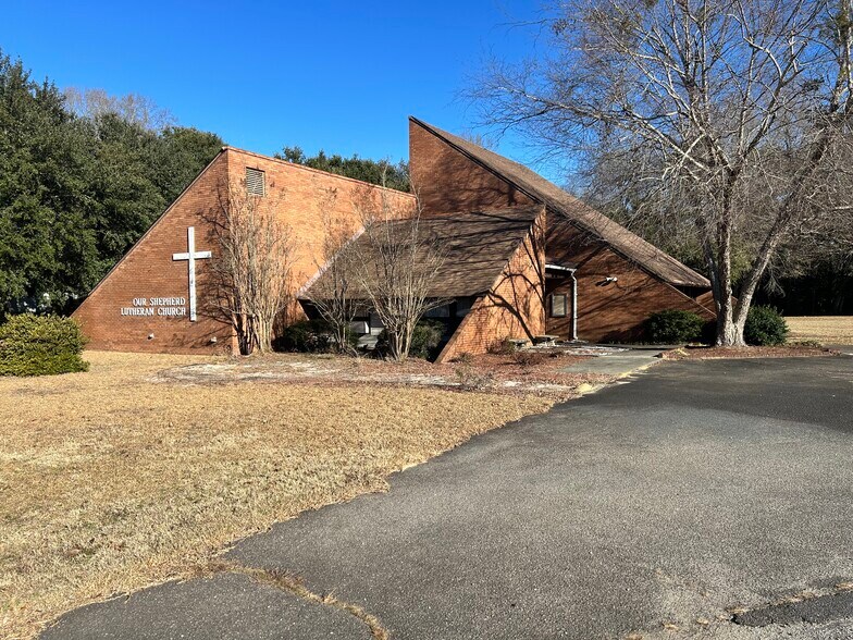 Primary Photo Of 1410 W Bobo Newsom Hwy, Hartsville Religious Facility For Sale