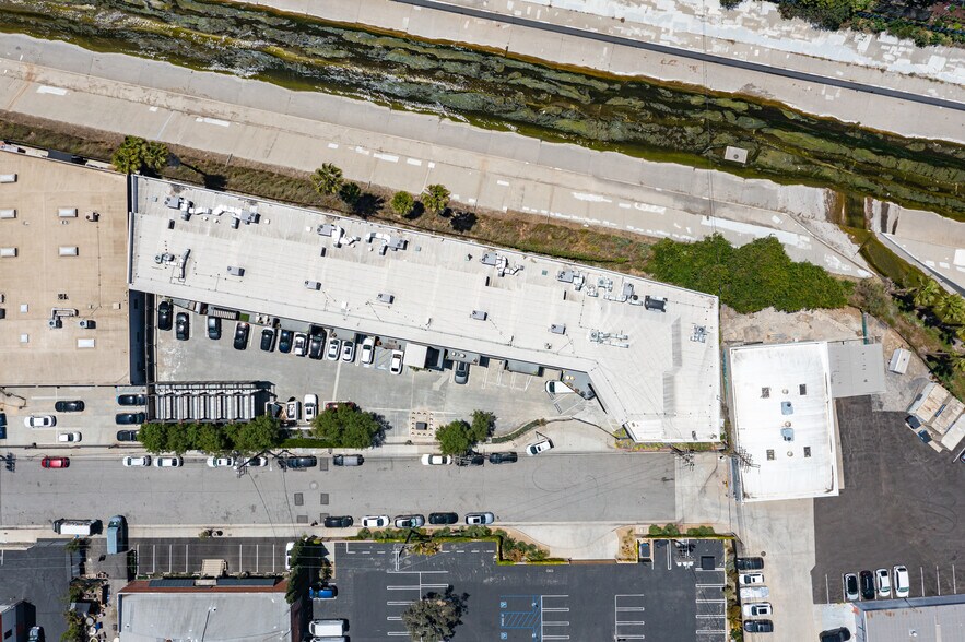 More Photos Of 3309-3323 La Cienega Pl, Los Angeles Loft Creative Space For Lease