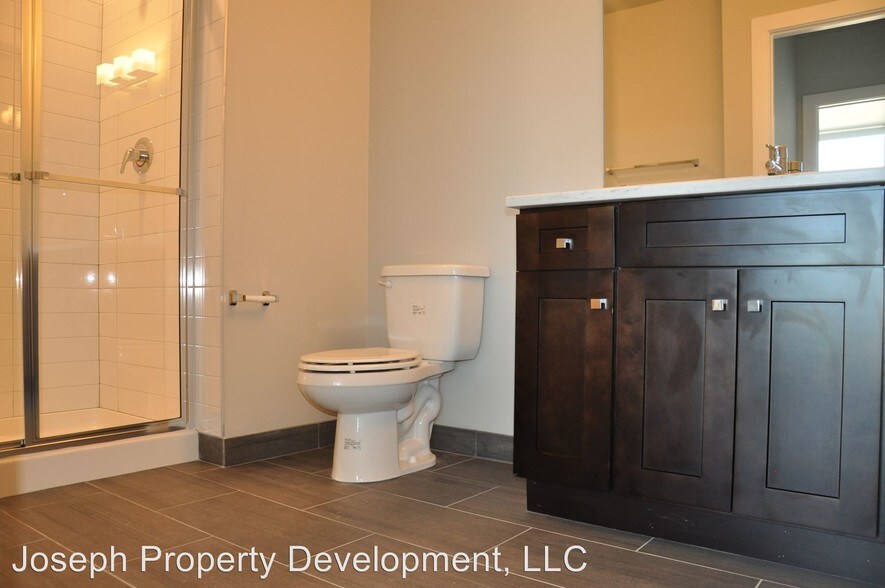 More Photos Of 4175 N Oakland Ave, Shorewood Multifamily For Sale