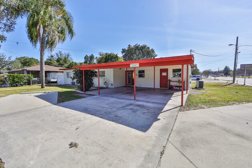 More Photos Of 101 Emily Ln, Brandon Office Residential For Lease